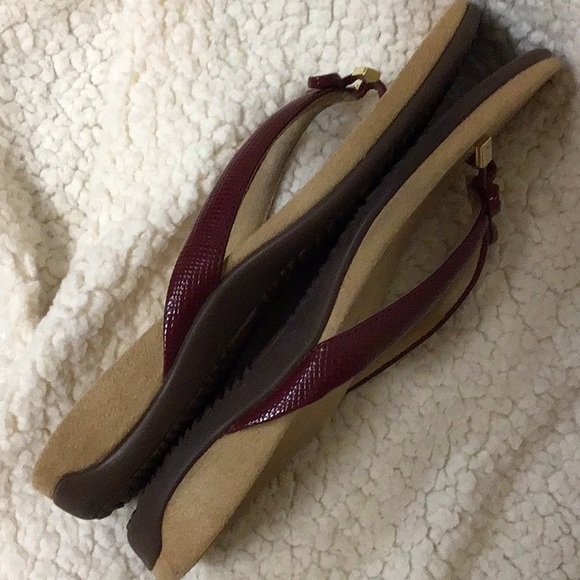 VIONIC BELLA 11 LIZARD ORTHO REDBOW 7 - Picture 4 of 7